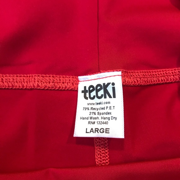 Teeki Hot Pant Red Yoga Leggings Women’s Large - Picture 7 of 12